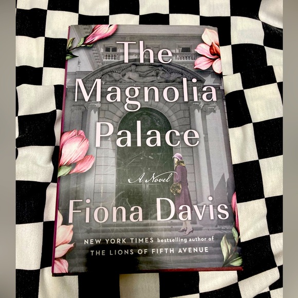 Other - The magnolia palace by Fiona Davis